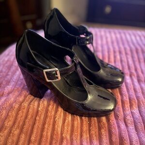 Black Patent Madden Girl Mary Janes Size 8.5